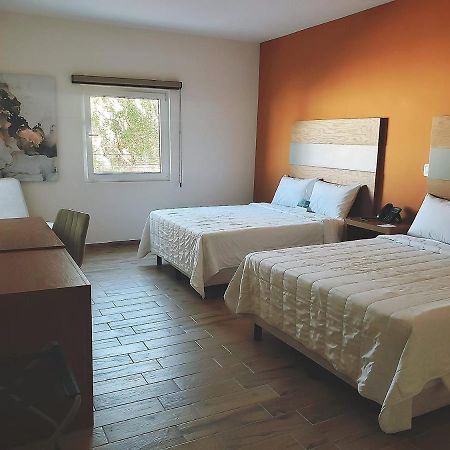 Hotel Plaza Allende Торреон Экстерьер фото